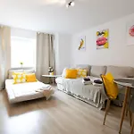 Livesto Zentral - 4x Moderne 2-zimmer 4-5-6 Pers アパート 3*