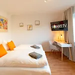 Livesto Zentral - 4x Moderne 2-zimmer 4-5-6 Pers アパート