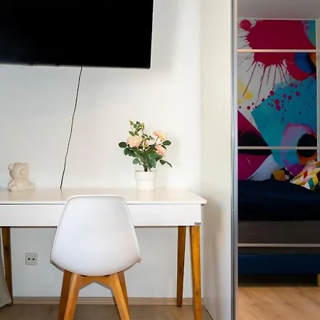 Livesto Aparthotel Zentral - 4X Moderne 2-Zimmer Apartments 4-5-6 Pers אסן