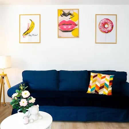 Livesto Aparthotel Zentral - 4X Moderne 2-Zimmer Apartments 4-5-6 Pers דירה אסן