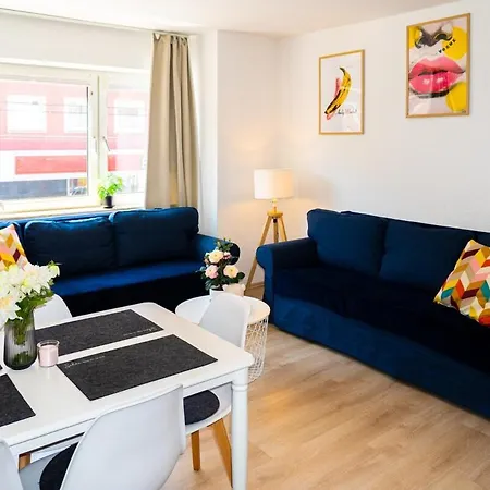 Livesto Aparthotel Zentral - 4X Moderne 2-Zimmer Apartments 4-5-6 Pers 3* אסן