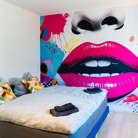 Livesto Zentral - 4x Moderne 2-zimmer 4-5-6 Pers 3* Essen