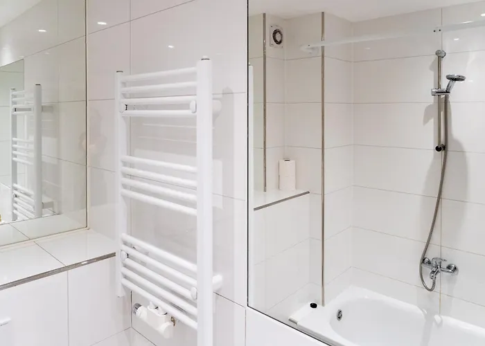 Livesto Zentral - 4x Moderne 2-zimmer 4-5-6 Pers Appartement Essen