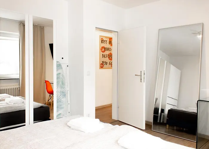 Livesto Zentral - 4x Moderne 2-zimmer 4-5-6 Pers 아파트 3*