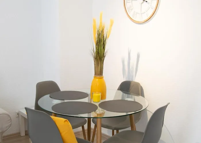 Apartment Livesto Zentral - 4x Moderne 2-zimmer 4-5-6 Pers Essen