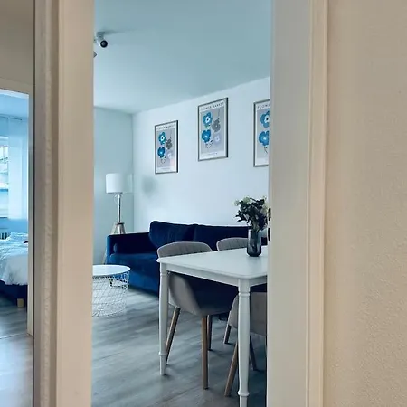 Apartment Cozy For 6 People Location *